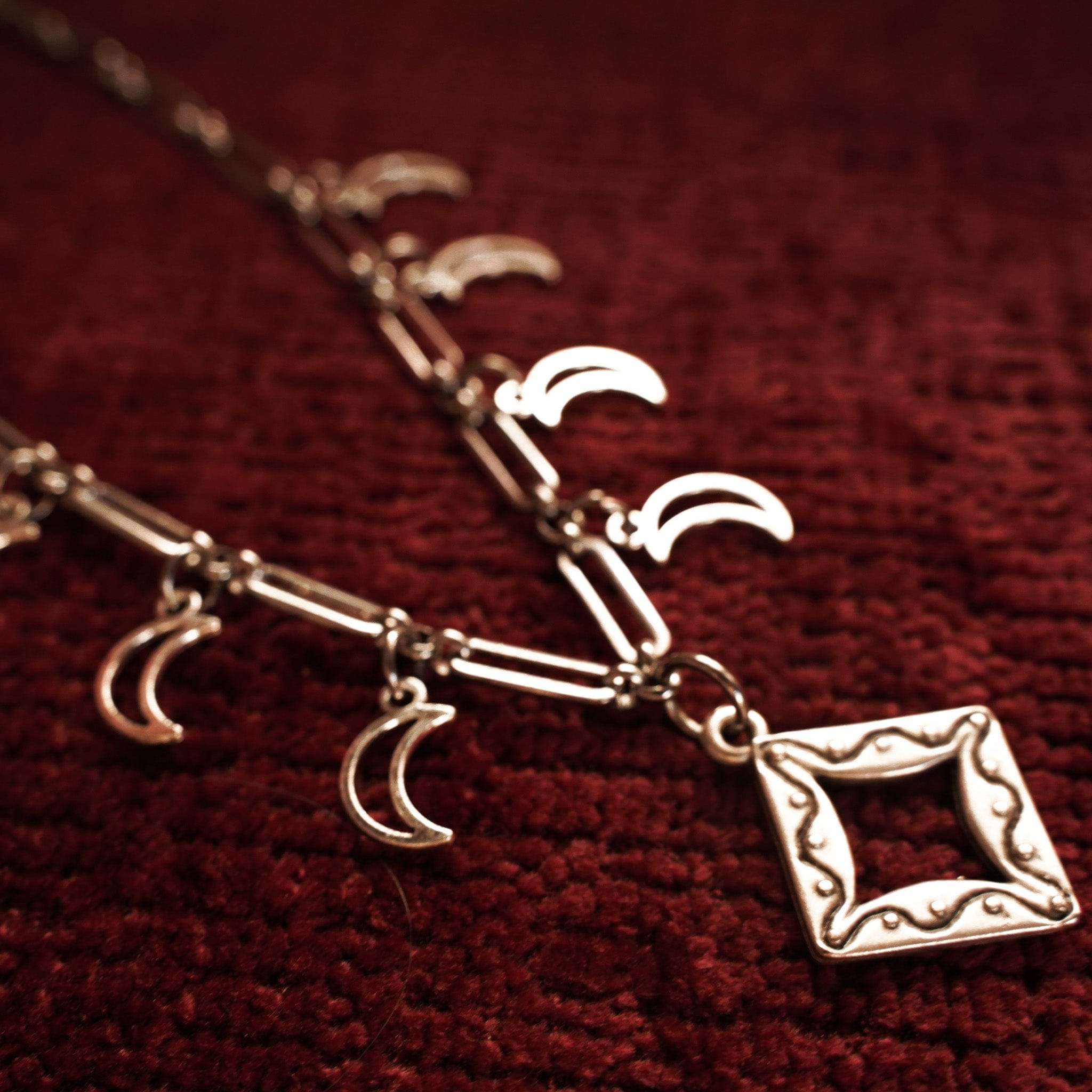 Necklaces Night Caravan Necklace