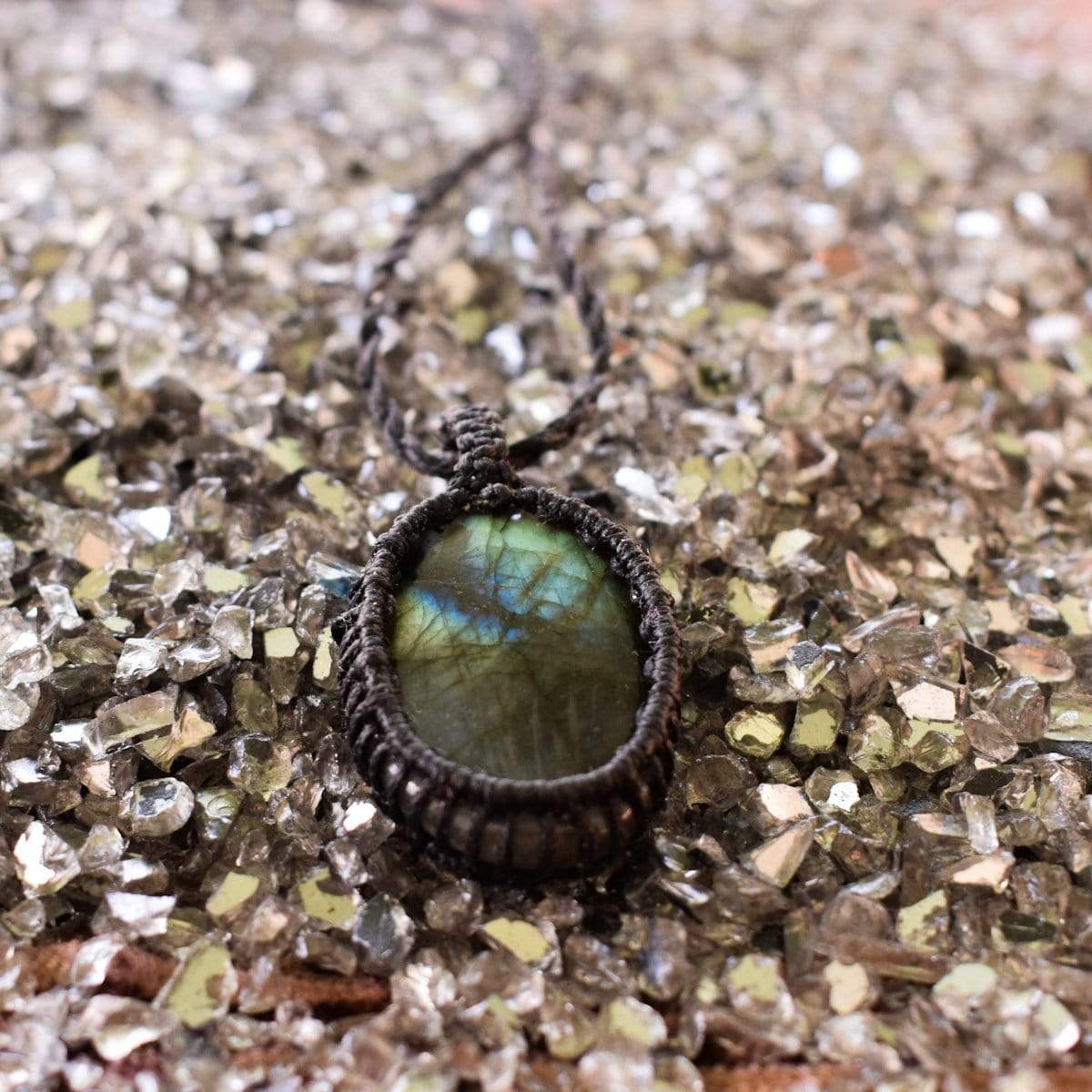 Macrame pedant Labradorite Pendant